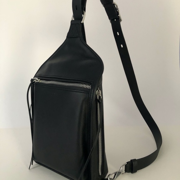 Elliot Sling Pack Smooth Leather Medium Crossbody - Picture 4 of 10